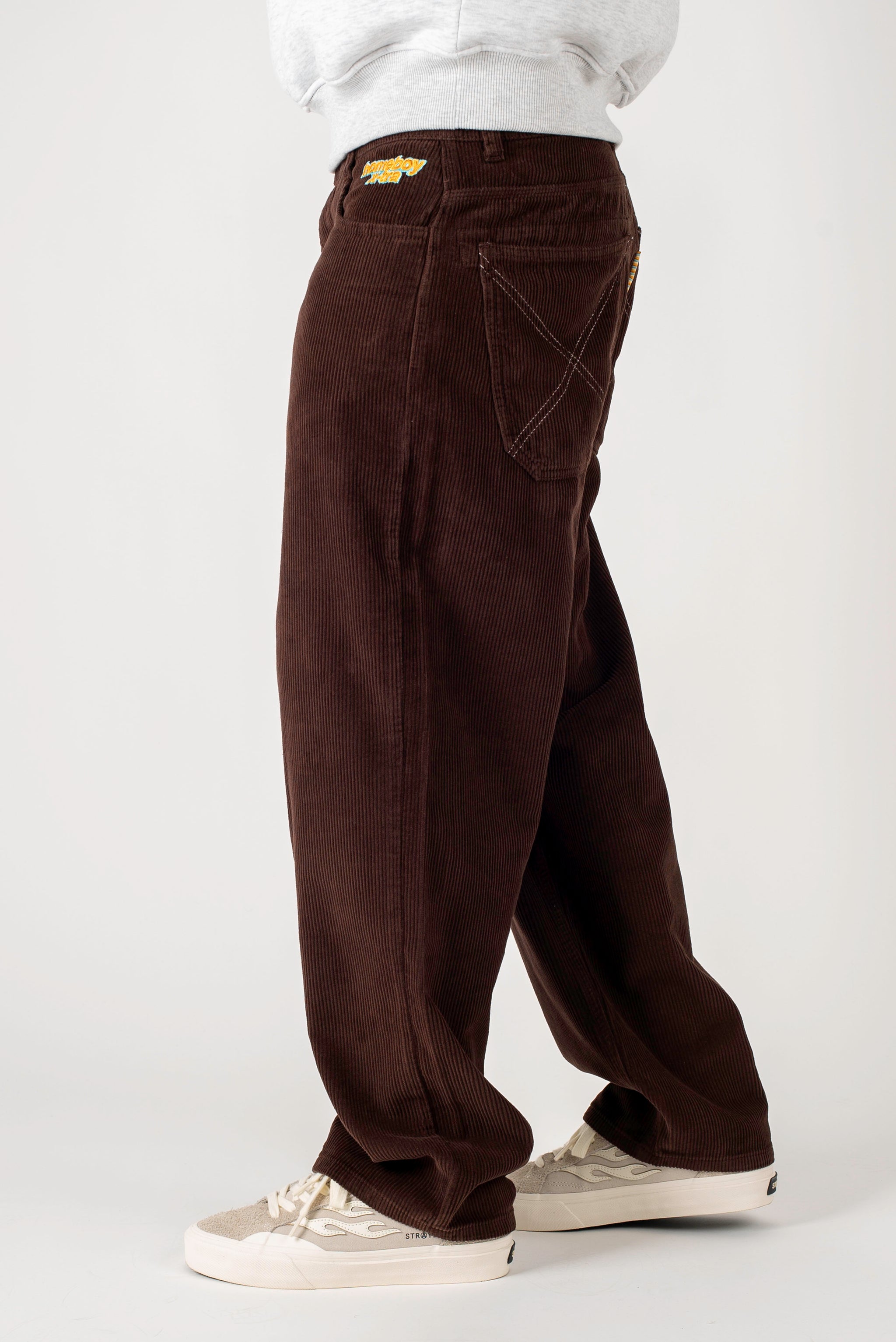 x-tra BAGGY Cord JAMES BROWN – Homeboy